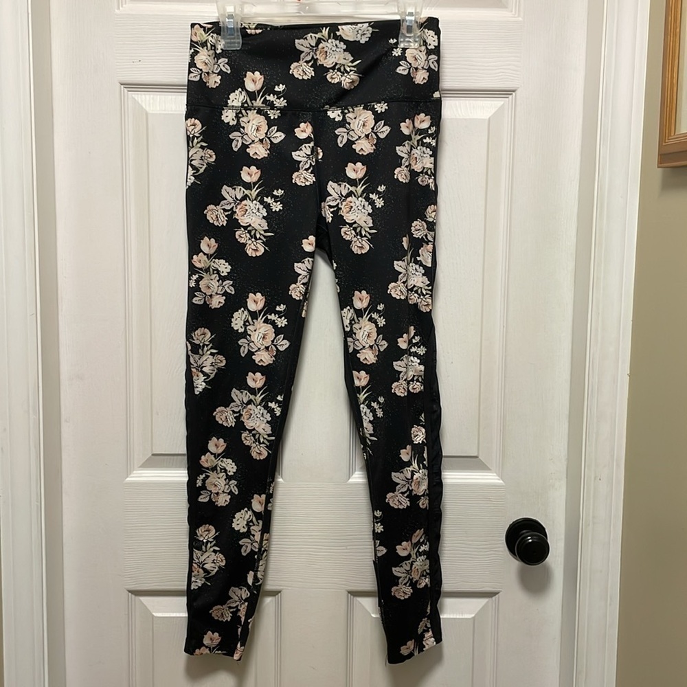 FP Movement by Free People Black Floral High-Waist Leggings - Picture 2 of 15